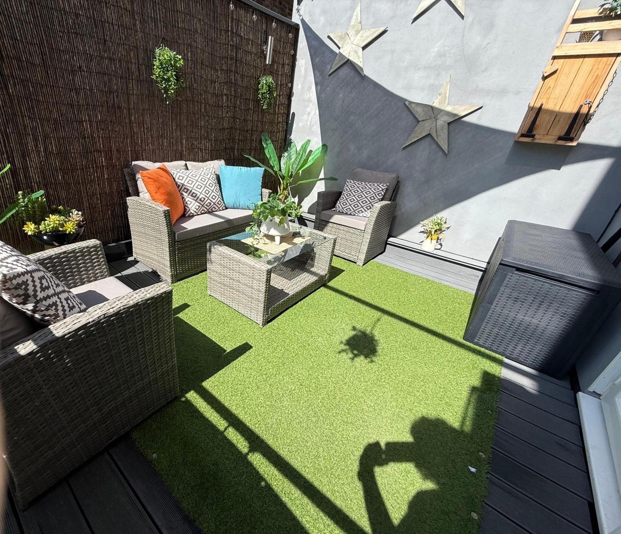The Duplex Margate With Deck & Living Space Air Conditioning Dış mekan fotoğraf